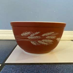 Pyrex Autumn Harvest mixing bowl